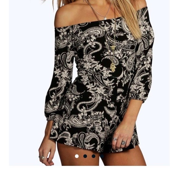 Boohoo Romper - Picture 2 of 2